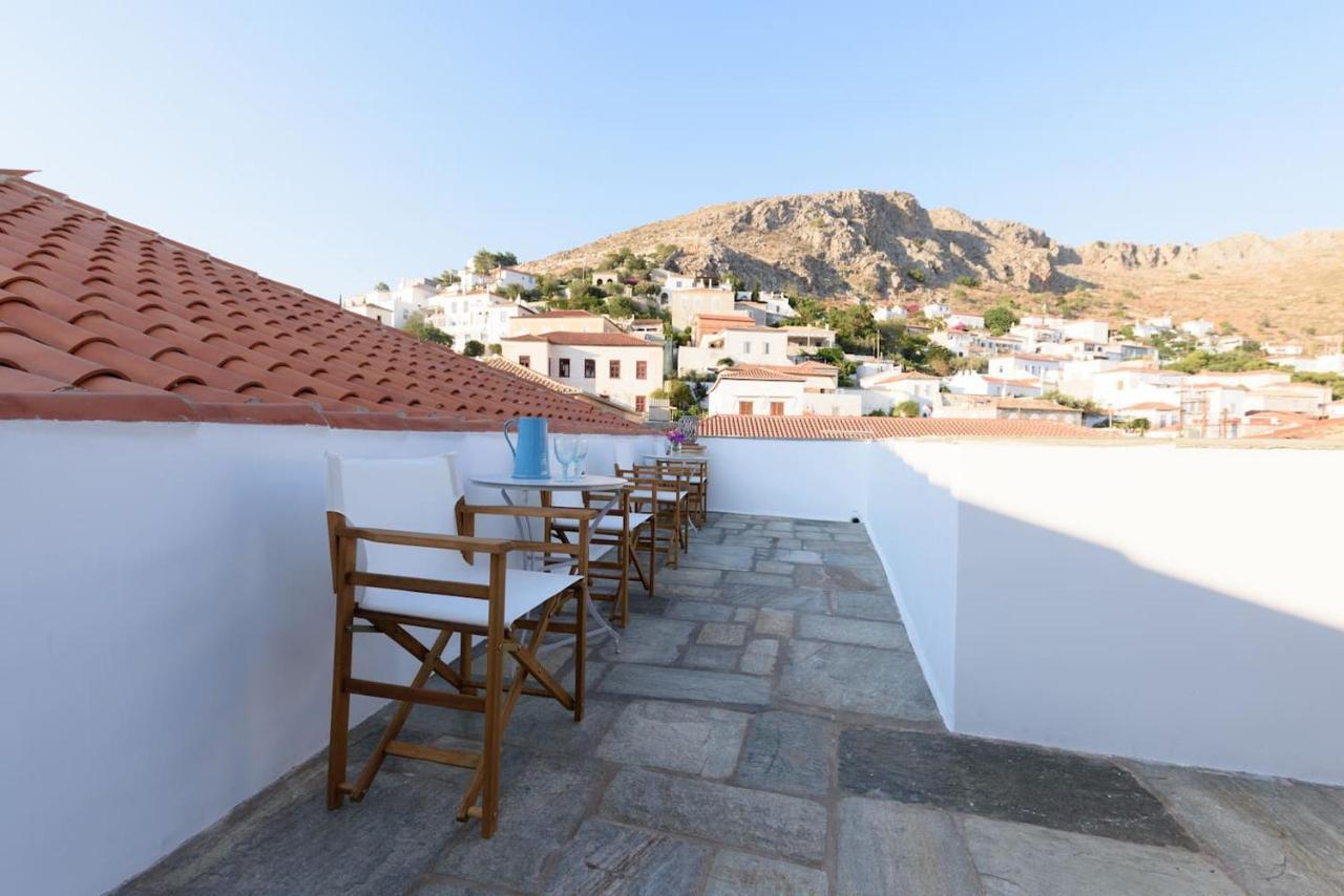 The House At The Centre Apartment Hydra  Exterior photo