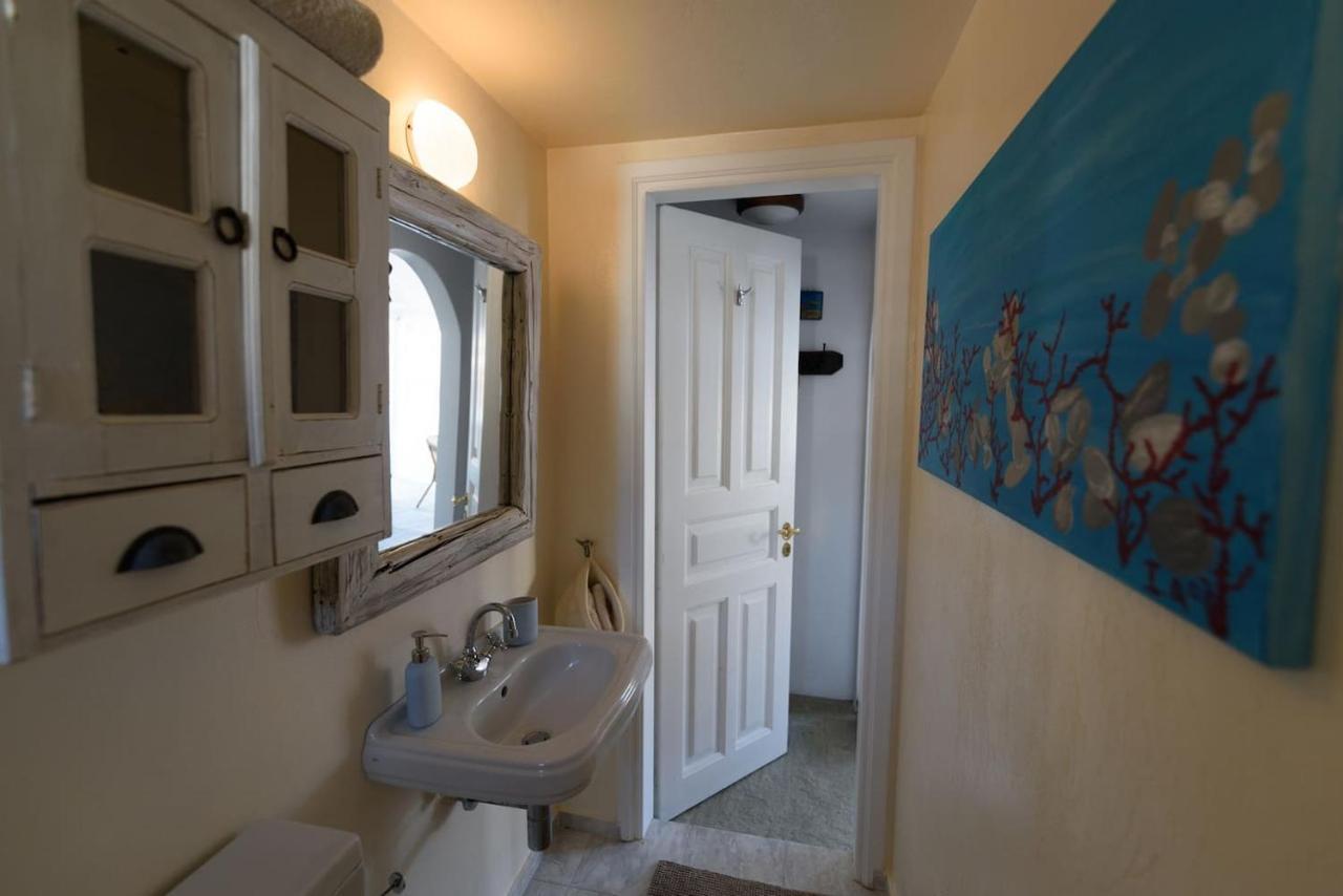 The House At The Centre Apartment Hydra  Exterior photo