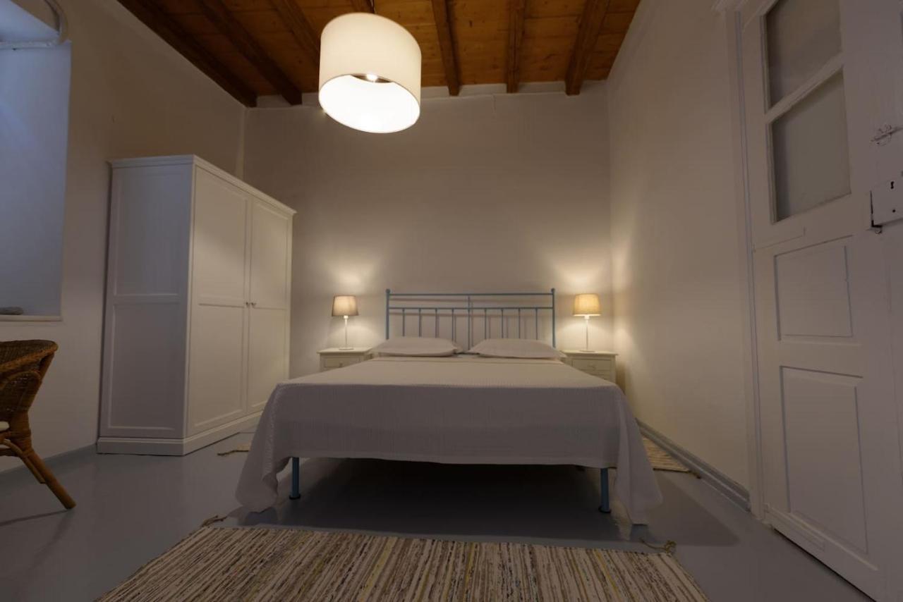 The House At The Centre Apartment Hydra  Exterior photo