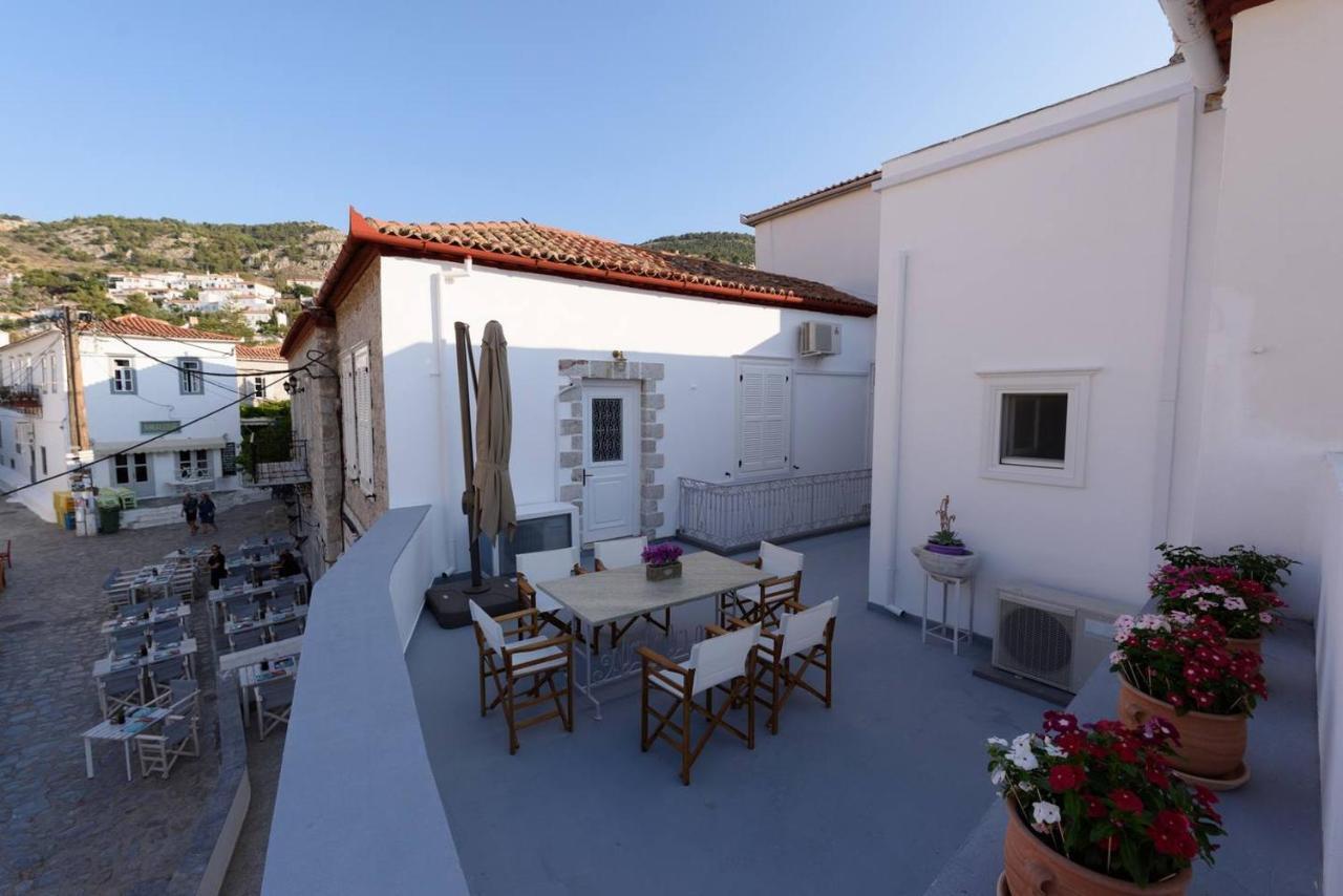 The House At The Centre Apartment Hydra  Exterior photo