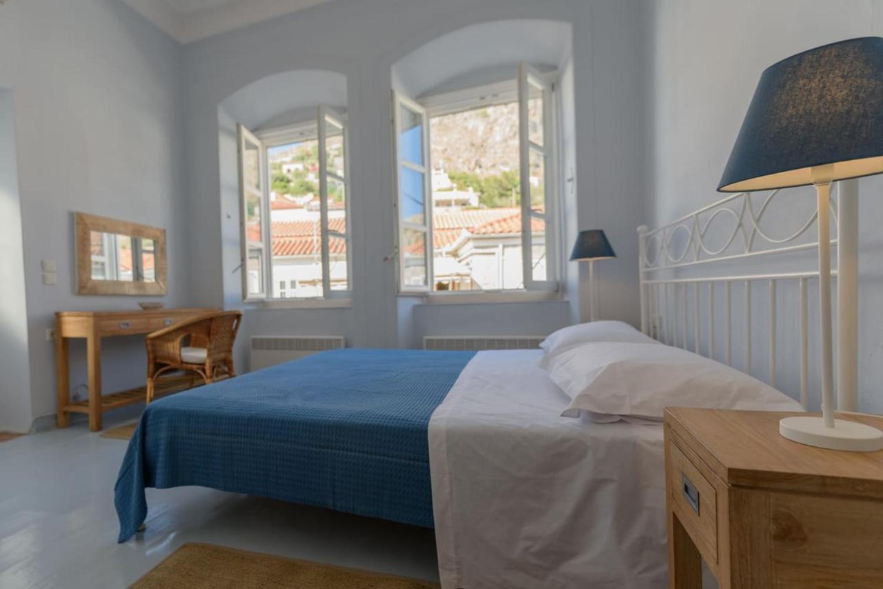 The House At The Centre Apartment Hydra  Exterior photo